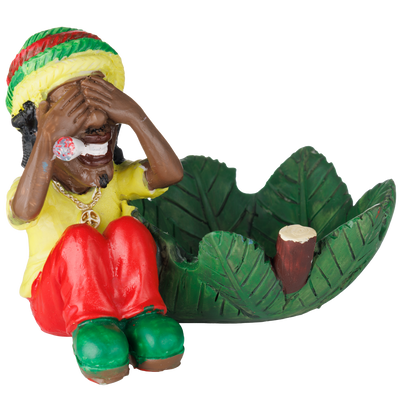 Aschenbecher Rasta sitzend mit Hanfblatt Frontansicht World of Smoke