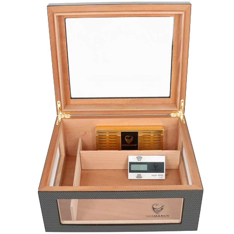 Germanus Humidor Oro Carbon-Optik Detailansicht World of Smoke