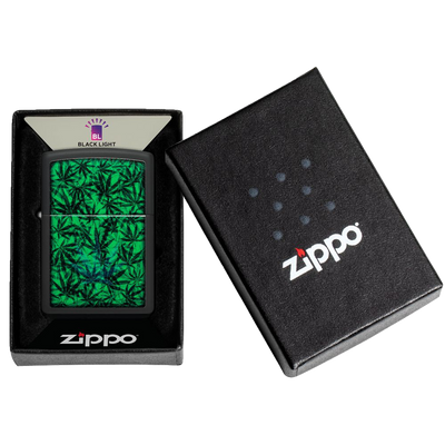 Zippo 60006781 218 Cannabis Design Frontansicht World of Smoke