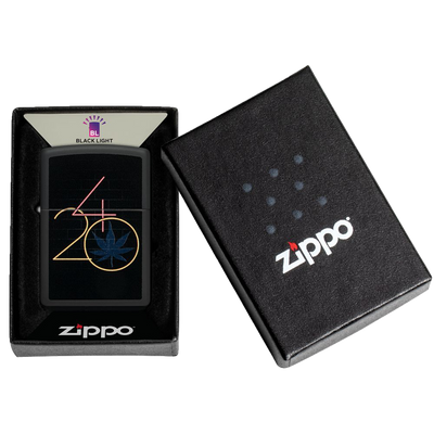 Zippo 60006904 218 Design 420 Frontansicht World of Smoke